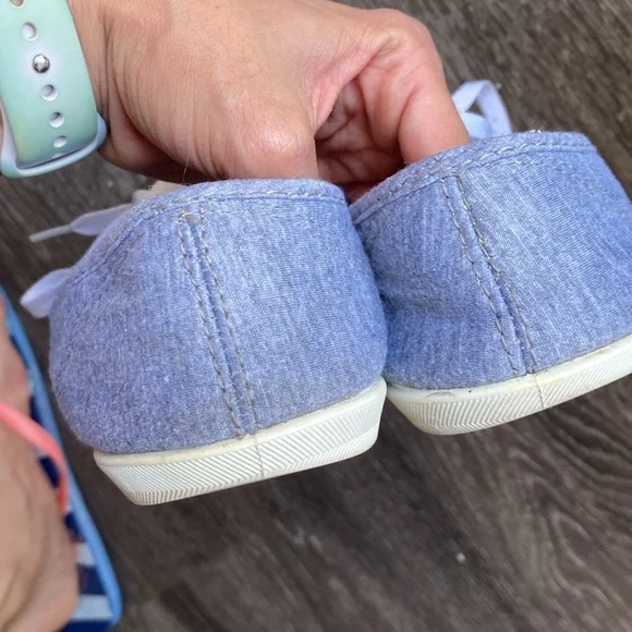 Gray and white flat sneakers shoes - Picture 7 of 17